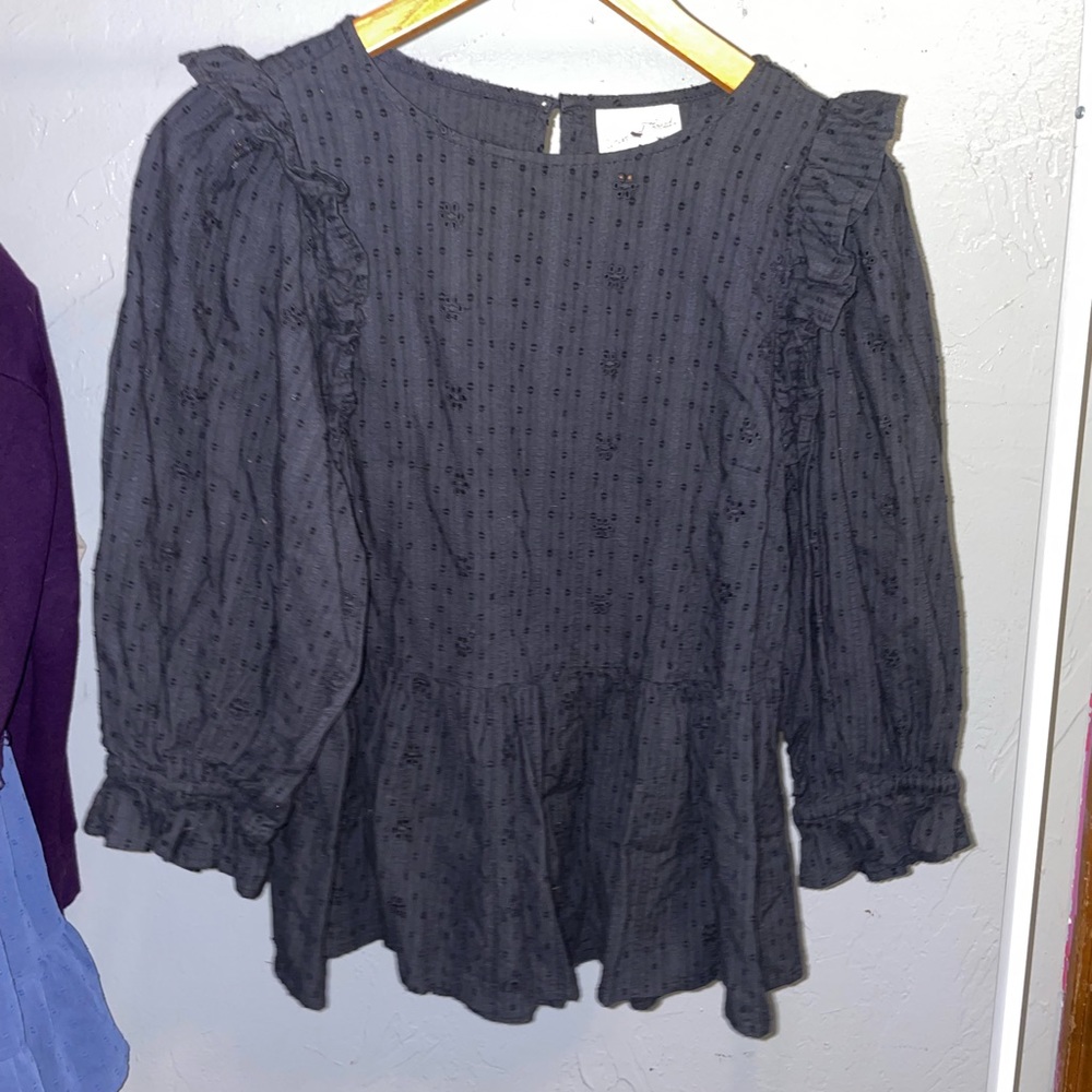 Universal Threads blouse